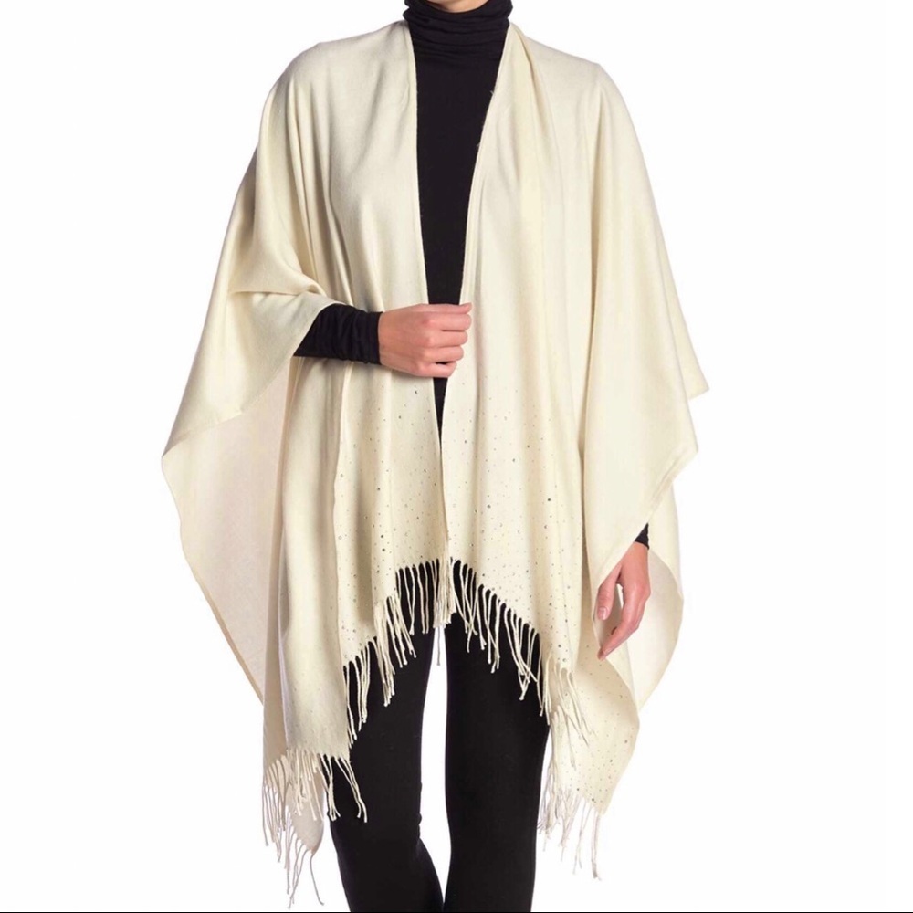 Ivory Stone Detail Solid Fringe Ryan’s Shrug